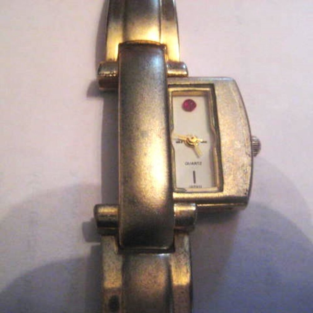 Women's Gold Tone Bracelet Watch Sliding Face Royalton 7 Inch Working